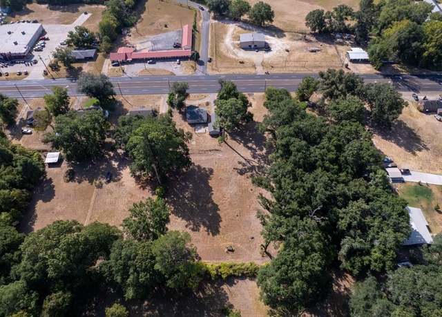 Property at 1513 E Palestine Ave, Palestine, TX 75801, 2 beds, 1 bath