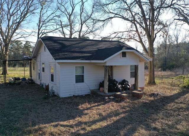 Property at 5700 E State Hwy 294, Elkhart, TX 75803, 2 beds, 1 bath
