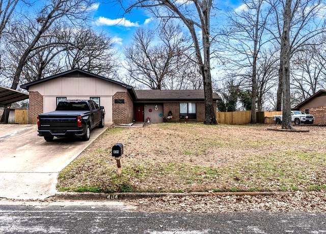 Property at 404 Brookview Ln, Palestine, TX 75803, 4 beds, 2 baths