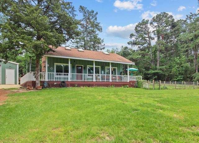 Property at 3381 An County Road 452, Palestine, TX 75803, 3 beds, 2 baths