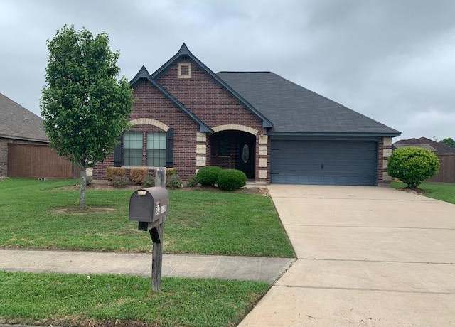 Property at 33 Texian Trl Trl S, Angleton, TX 77515, 3 beds, 2 baths