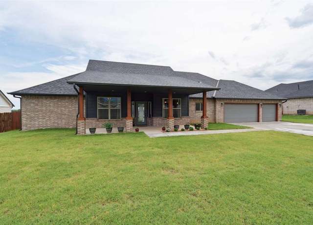 Property at 7622 NE Highland Hills Dr, Elgin, OK 73538, 4 beds, 2 baths