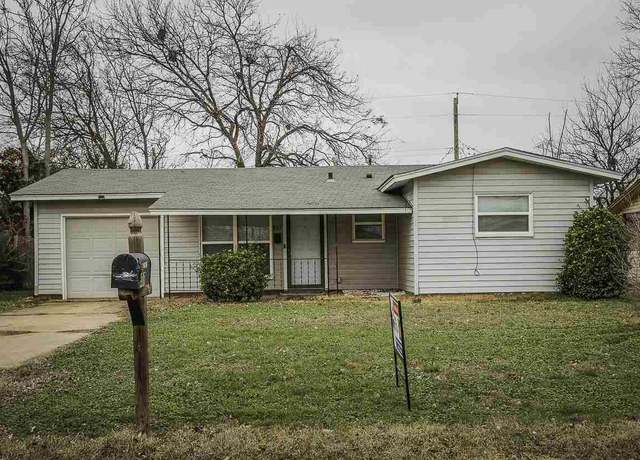 Property at 407 NW Greenmeadow Dr, Lawton, OK 73507, 3 beds, 1 bath