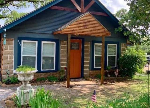 Property at 212 East Lake Dr, Medicine Park, OK 73557, 2 beds, 1 bath