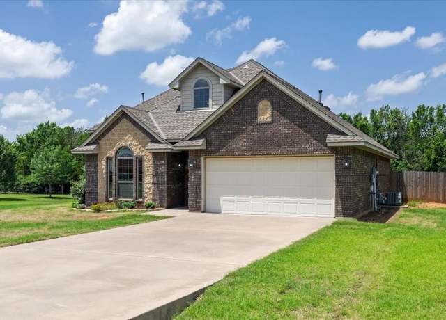 Property at 809 Waverly Way, Elgin, OK 73538, 4 beds, 2.5 baths
