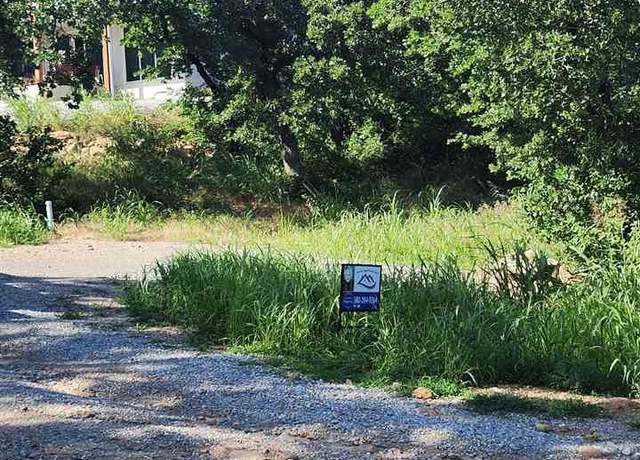 Property at 223 Merry Circle Dr, Medicine Park, OK 73557