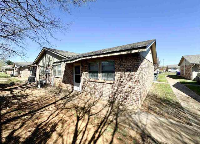 Property at 7930 NW Crossland Cir, Lawton, OK 73505, 2 beds, 1 bath
