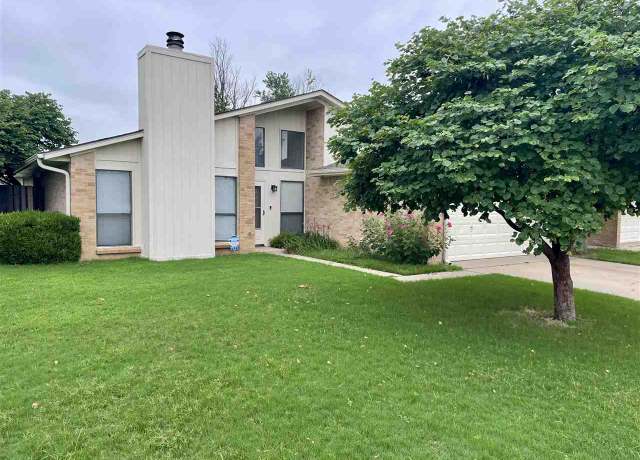 Property at 7127 NW Birch Pl, Lawton, OK 73505, 3 beds, 2 baths