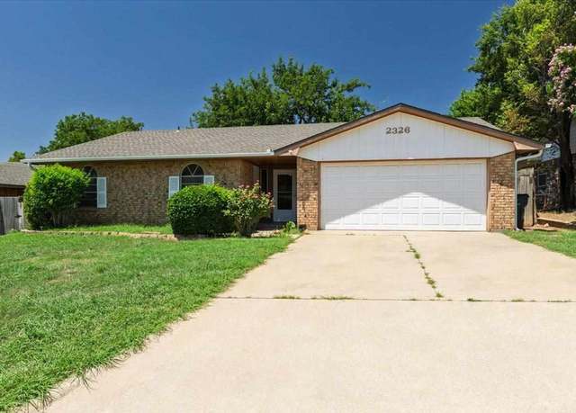 Property at 2326 NW 77th St, Lawton, OK 73505, 3 beds, 2 baths
