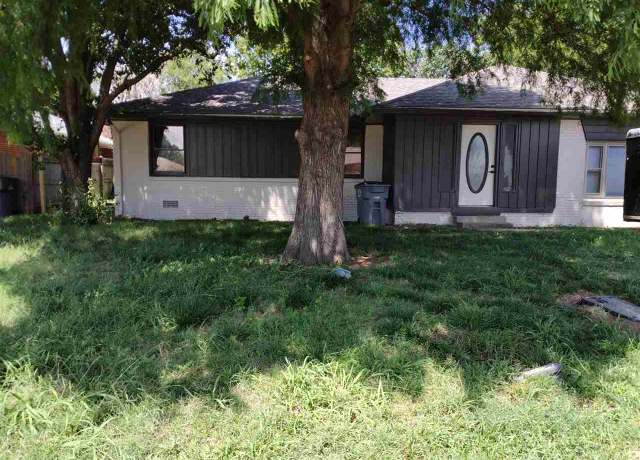 Property at 1612 NW 26th, Lawton, OK 73505, 4 beds, 2.5 baths