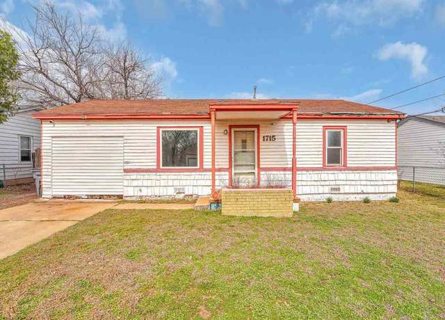 Property at 1715 NW Ozmun, Lawton, OK 73507, 2 beds, 1 bath