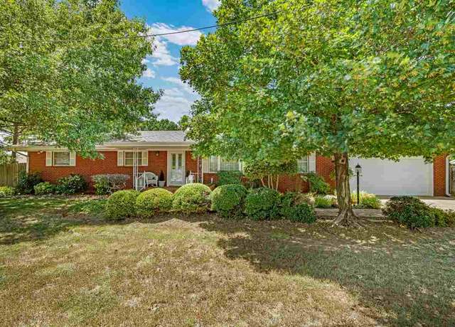 Property at 1113 SE Sullivan Dr, Lawton, OK 73501, 3 beds, 2 baths