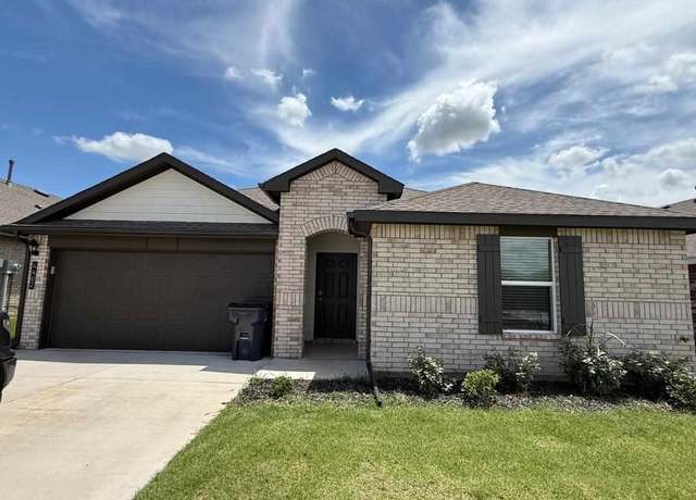 Property at 4402 SW Christina Ct, Lawton, OK 73505, 4 beds, 2 baths