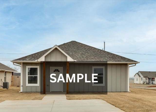 Property at 2107 SW Mckinley Ave, Lawton, OK, 3 beds, 2 baths