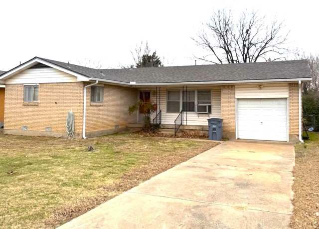 Property at 31 SW 49th St, Lawton, OK 73505, 3 beds, 1.5 baths