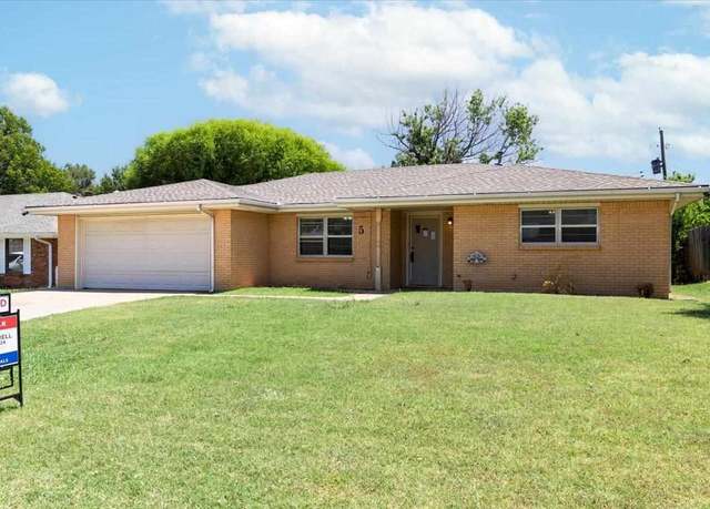 Property at 5 NW 57th St, Lawton, OK 73505, 3 beds, 2 baths