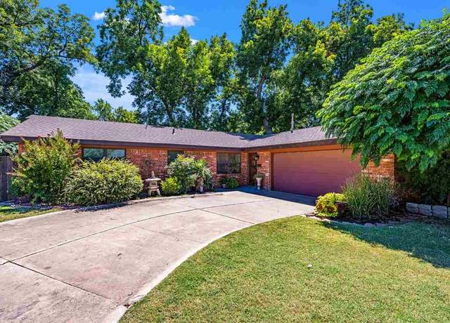 Property at 7126 NW Woodland Pl, Lawton, OK 73505, 3 beds, 2 baths