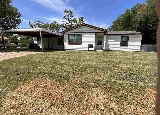 Property at 2721 SW I Ave, Lawton, OK 73505, 3 beds, 2 baths
