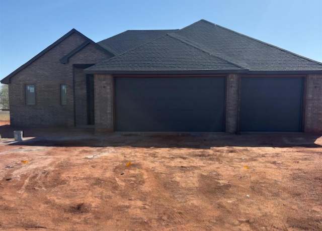 Property at 117 S 6th, Sterling, OK 73567, 3 beds, 2 baths