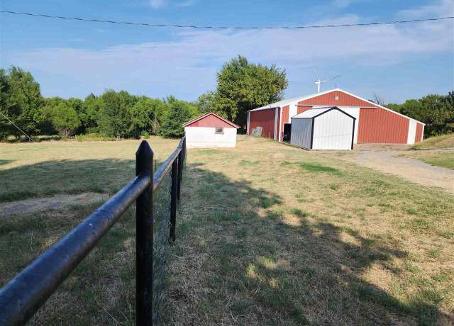 Property at 25051 Cr 1420, Cyril, OK, 3 beds, 2 baths