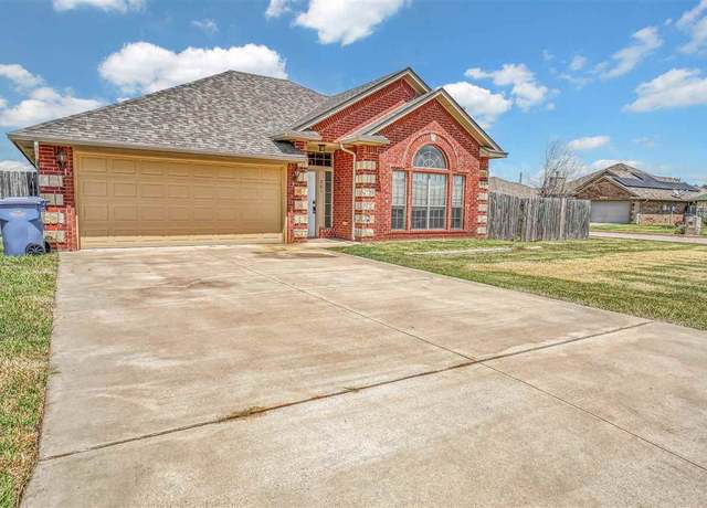 Property at 201 NW Cherry Ave, Cache, OK 73527, 3 beds, 2 baths