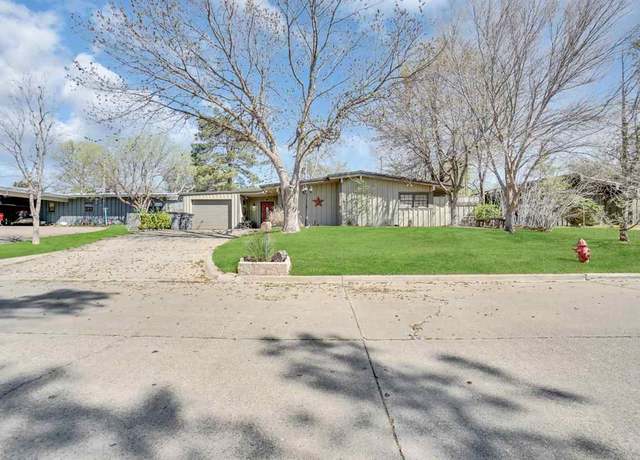 Property at 209 NW Mockingbird Ln, Lawton, OK 73507, 4 beds, 3 baths