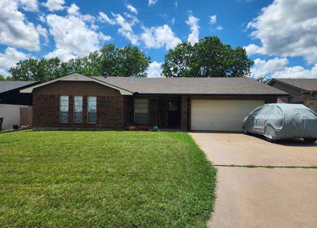 Property at 2312 NW 77th St, Lawton, OK 73505, 3 beds, 2 baths