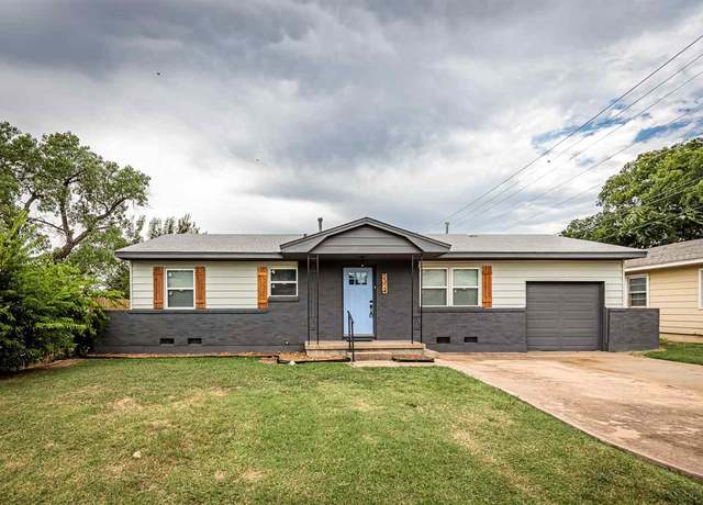 Property at 2324 NW 38th Pl, Lawton, OK 73505, 3 beds, 1 bath