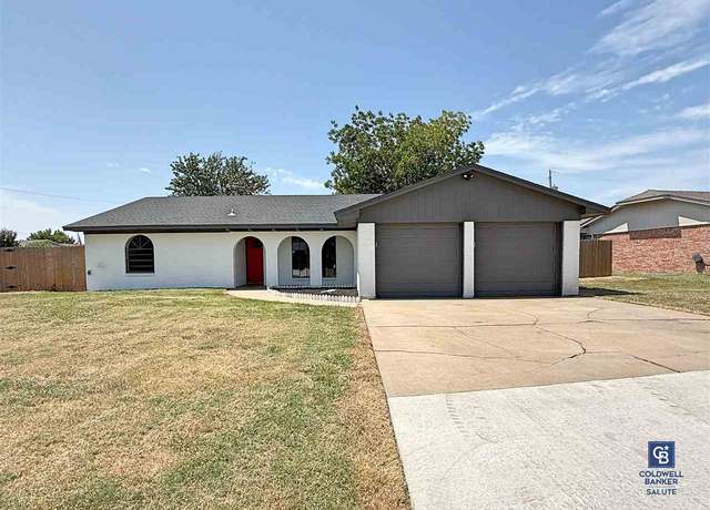 Property at 1715 SE Indiana Ave, Lawton, OK 73501, 3 beds, 2 baths