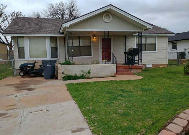 Property at 1911 SW F Ave, Lawton, OK 73501, 3 beds, 2 baths
