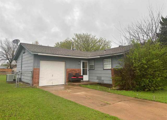 Property at 4216 SE Dorchester Dr, Lawton, OK 73501, 3 beds, 1 bath