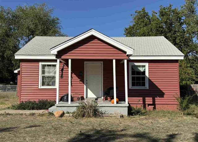 Property at 1405 NW Baldwin Ave, Lawton, OK 73507, 3 beds, 2 baths