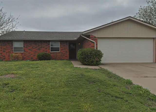 Property at 6408 SW Atterbury Dr, Lawton, OK 73505, 3 beds, 2 baths