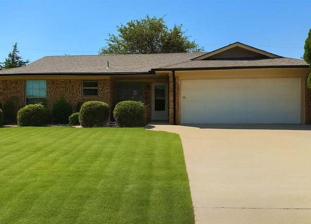 Property at 4818 NW Williams, Lawton, OK 73505, 3 beds, 2 baths