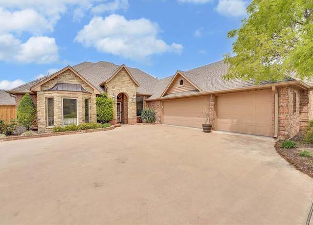 Property at 606 NW Brookhaven Pathway, Lawton, OK 73505, 3 beds, 2.5 baths