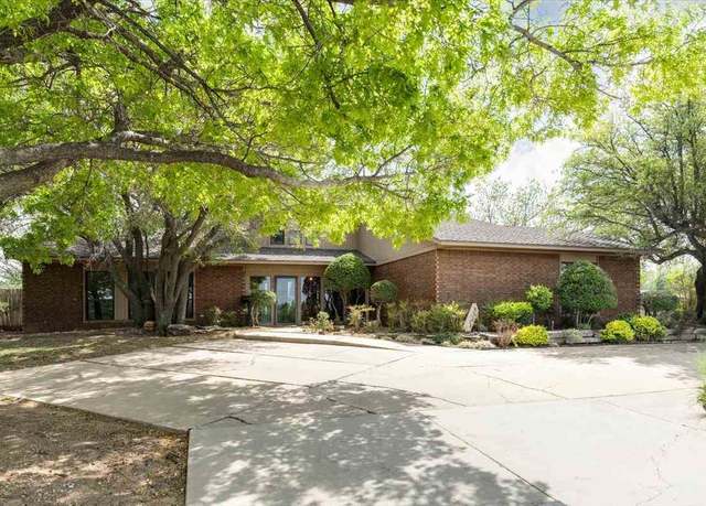 Property at 4910 W Gore Blvd, Lawton, OK 73505, 3 beds, 2 baths