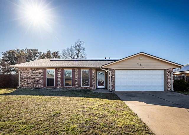 Property at 407 SW 78th St, Lawton, OK 73505, 3 beds, 2 baths