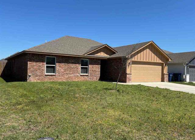 Property at 213 NW Sandstone Ave, Cache, OK 73527, 4 beds, 2 baths