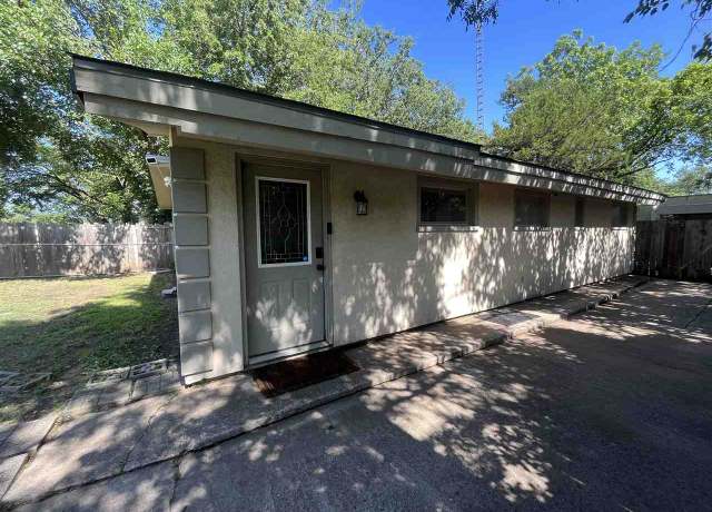 Property at 1514 NW Columbia Ave, Lawton, OK 73505, 2 beds, 1 bath