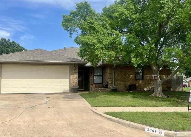 Property at 2601 NW Debracy Ave, Lawton, OK 73505, 3 beds, 2 baths