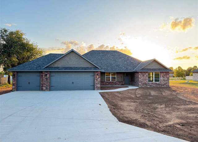 Property at 113 Weaver Way, Fletcher, OK 73541, 4 beds, 2 baths