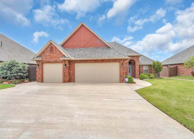 Property at 1018 NE Oriole Dr, Lawton, OK 73507, 4 beds, 3 baths