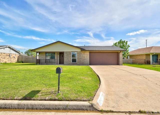 Property at 4703 SE Kincaid Ave, Lawton, OK 73501, 4 beds, 2 baths