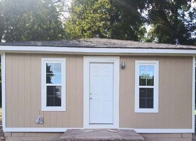 Property at 905 SW 3rd St, Lawton, OK 73501, 1 bed, 1 bath