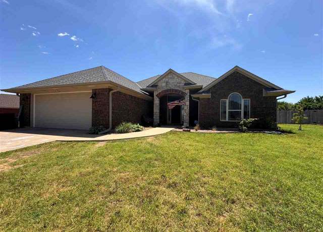 Property at 3 NE Summerwood Dr, Elgin, OK 73538, 4 beds, 2 baths
