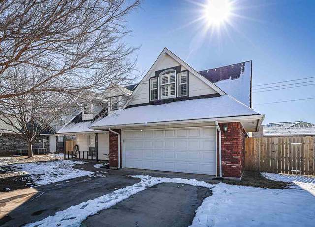 Property at 3519 NE 35th St, Lawton, OK 73507, 3 beds, 2.5 baths
