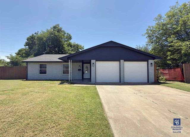 Property at 5414 NW Cottonwood Dr, Lawton, OK 73505, 3 beds, 2 baths