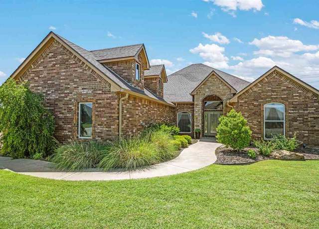 Property at 702 NW Blackstone Trl, Lawton, OK 73505, 3 beds, 2 baths