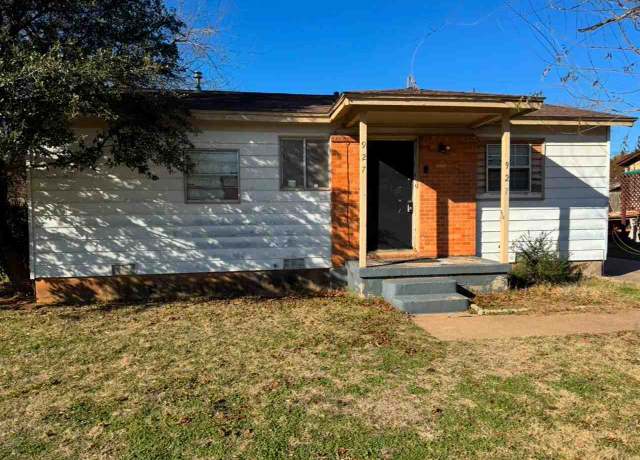 Property at 927 SW 36th St, Lawton, OK 73505, 3 beds, 1 bath