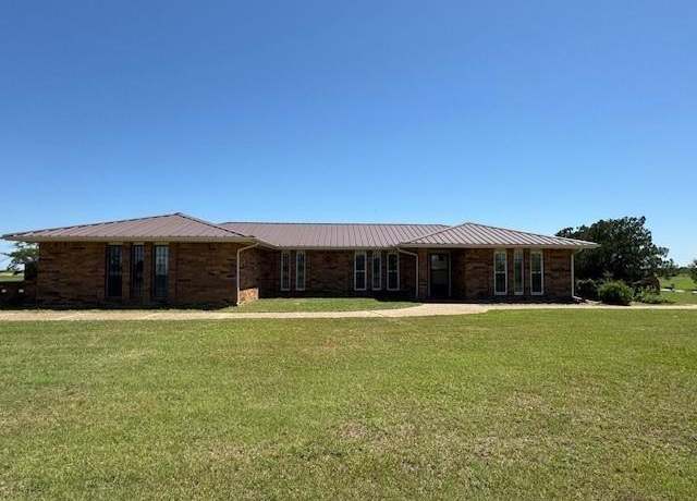 Property at 482 Landmark Cir, Geronimo, OK, 3 beds, 2 baths